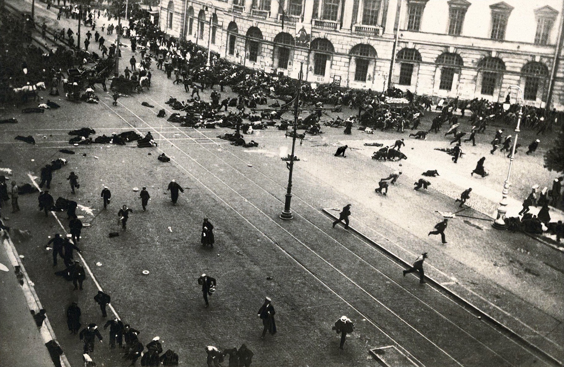 Demonstrators scattering on Nevsky Prospekt as troops open fire, Petrograd, 4 July 1917